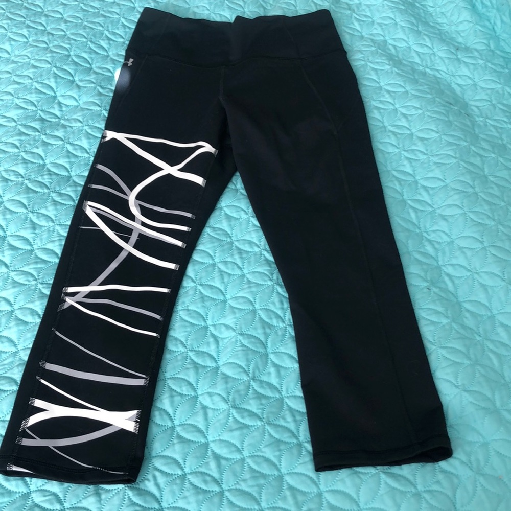 NWOT Under Armour M leggings